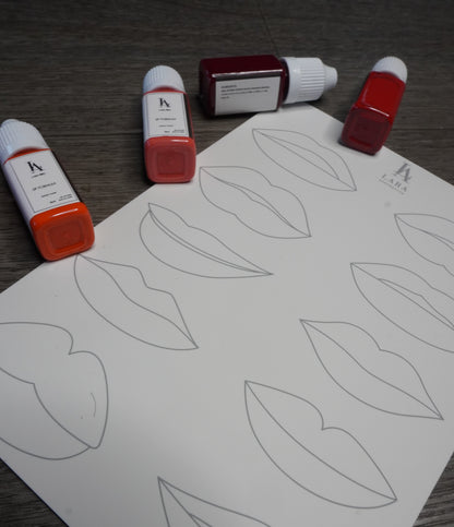 Lara Pro Practice Latex – Lips Edition